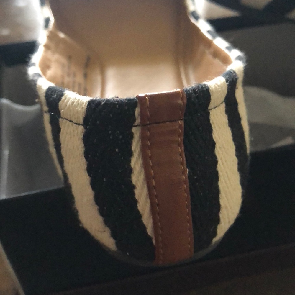 Mossimo Flats - Picture 4 of 5